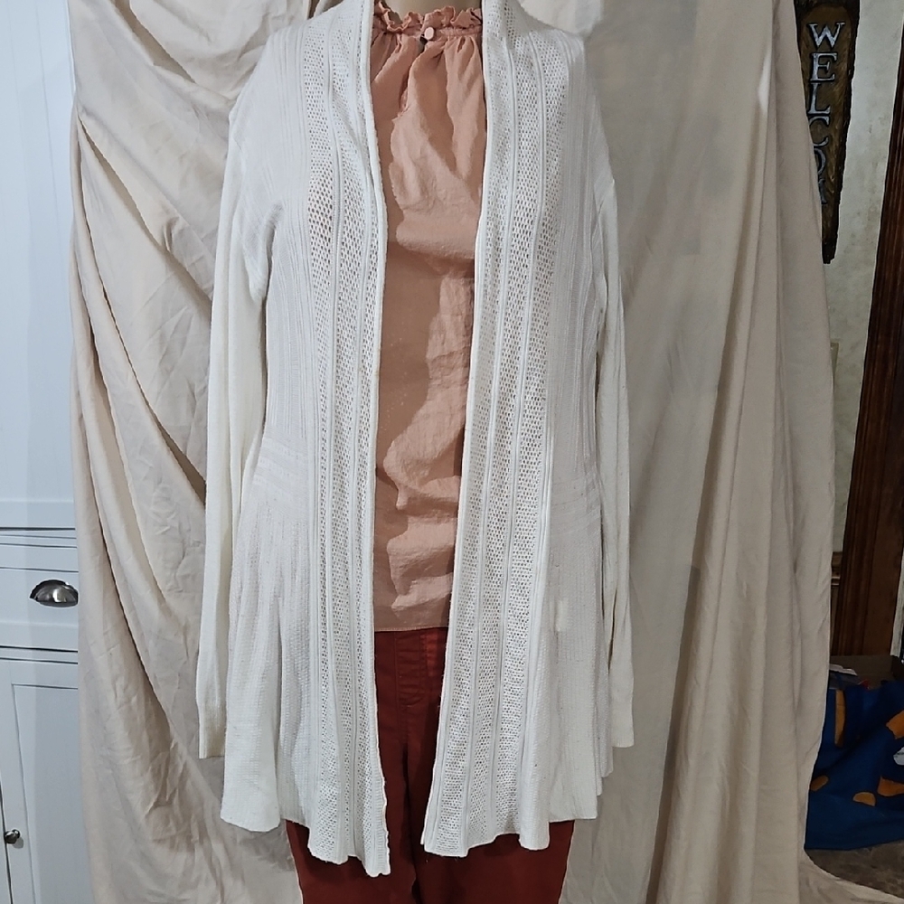 Chic Cream Women's Cardigan